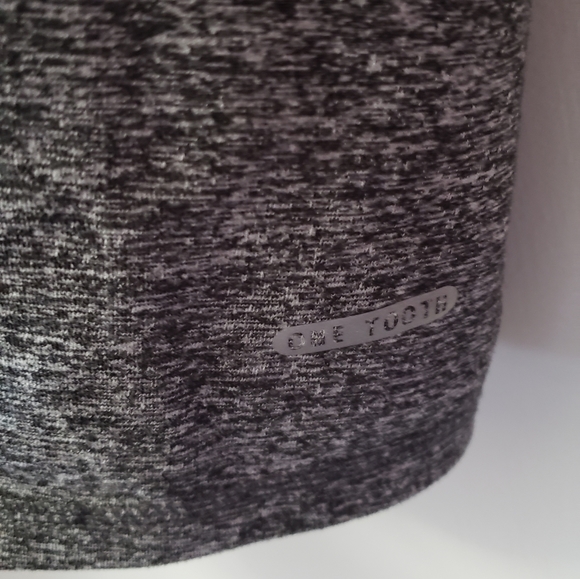 Athletic Tops | Small - Picture 11 of 15